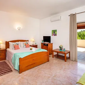 Casa Brito, Apartment Boliqueime