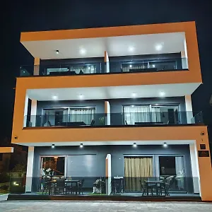 Golden Sunset Apartment Njivice